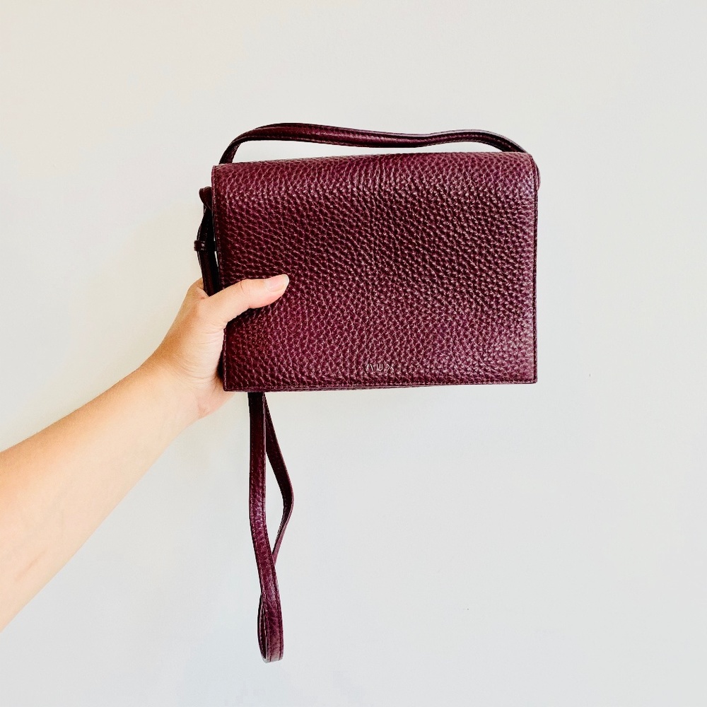 LEATHER AUXILIARY CALISCH HANBAG from ARITZIA (oxblood)
